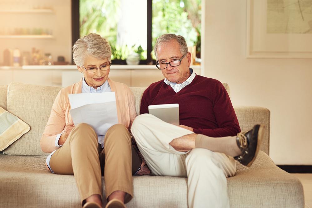 couple reviewing a social security application