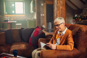 Can I Collect Social Security Benefits and Continue Working? - Uber Finance