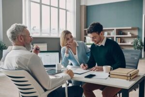 Choosing the Right Insurance Agent or Broker Uber Finance