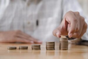 Setting Financial Goals for a Thriving Future - Uber Finance