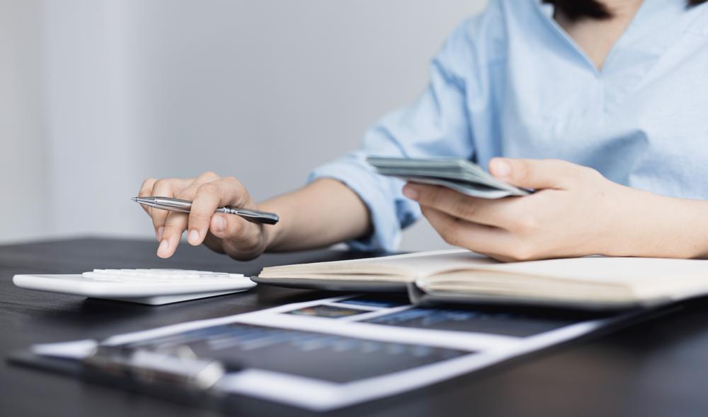 woman applying tips to save money